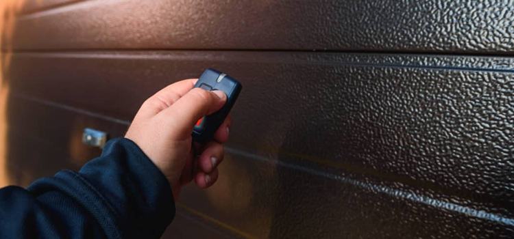 automatic door opener with remote control in Melbourne